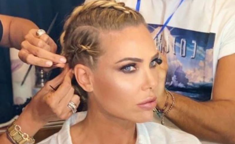 Ilary Blasi Il Look Per La Seconda Puntata Di Eurogames Non Convince