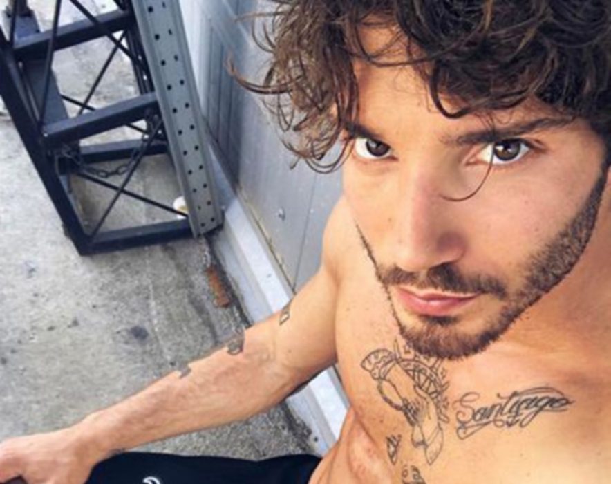 Stefano De Martino Su Instagram La Foto In Mutande