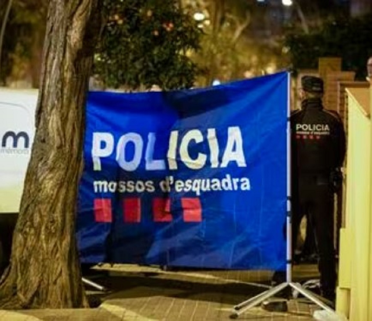 Barcellona Pap E Due Figli Trovati Morti In Casa Mistero