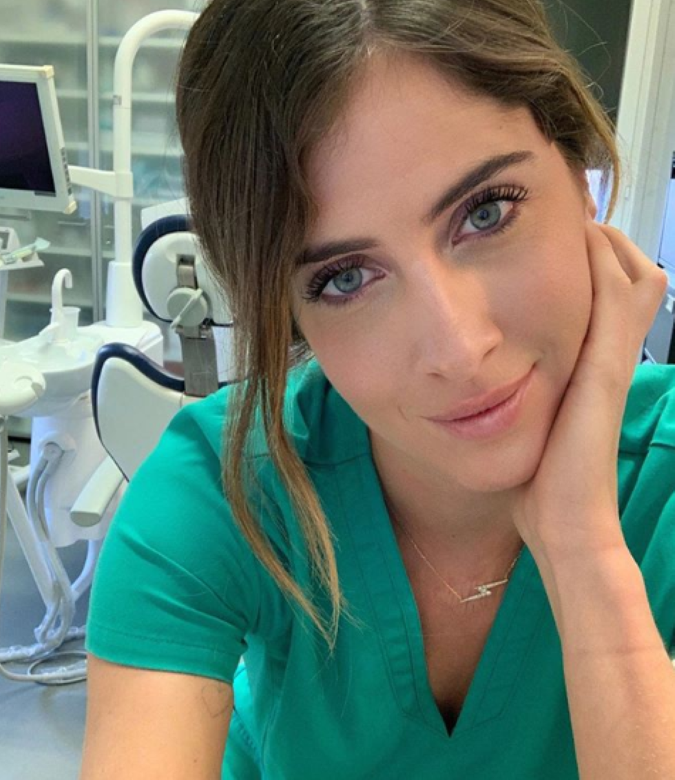 Francesca Ferragni, foto bollente: il costume è troppo sgambato