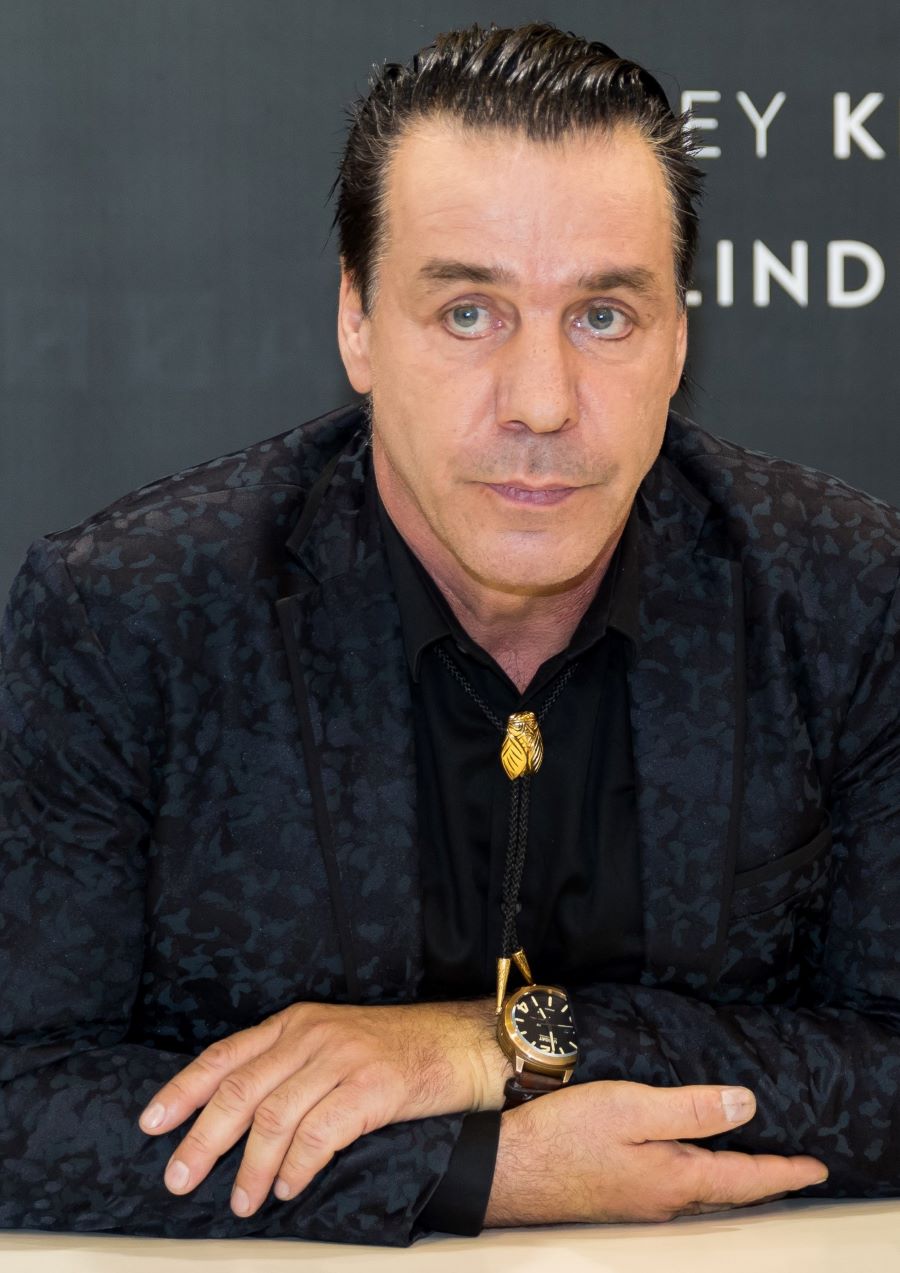 Coronavirus, il cantante Till Lindemann in terapia intensiva