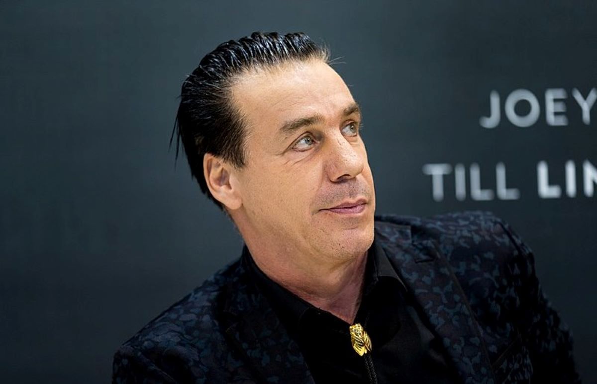 Coronavirus, il cantante Till Lindemann in terapia intensiva