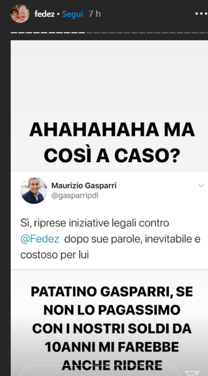 Fedez La Coltellata Del Politico Arriva La Denuncia Ma La Reazione Del Rapper E Al Veleno