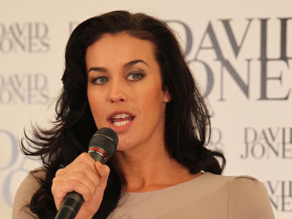 lutto megan gale fratello trovato morto