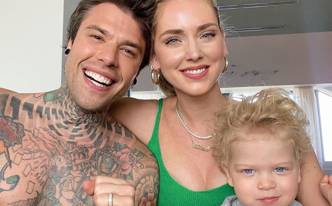 Chiara Ferragni e Fedez, il figlio Leone li lascia di ...