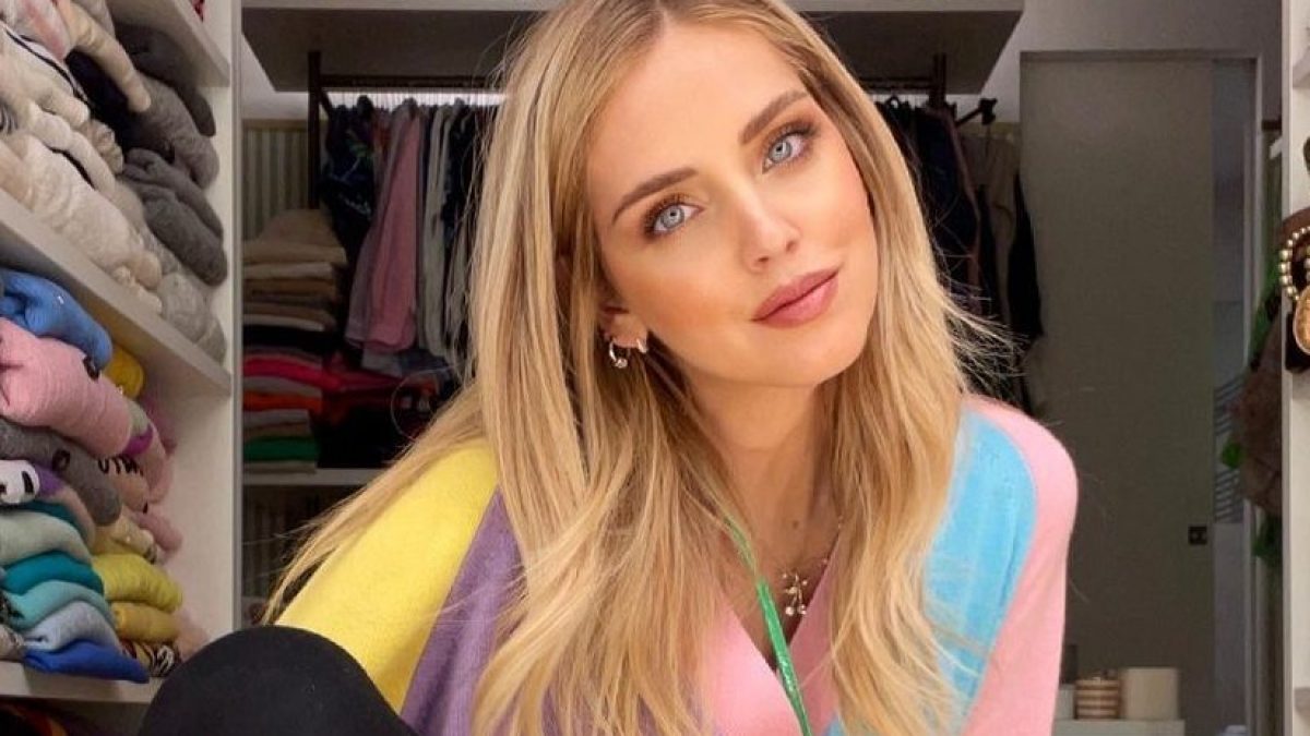 Chiara Ferragni Costume Vita bassa Instagram Critiche