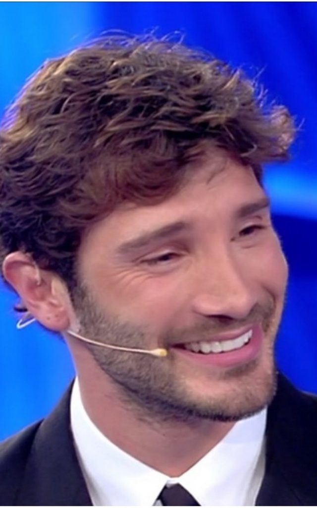 stefano de martino lorella cuccarini programma domenica