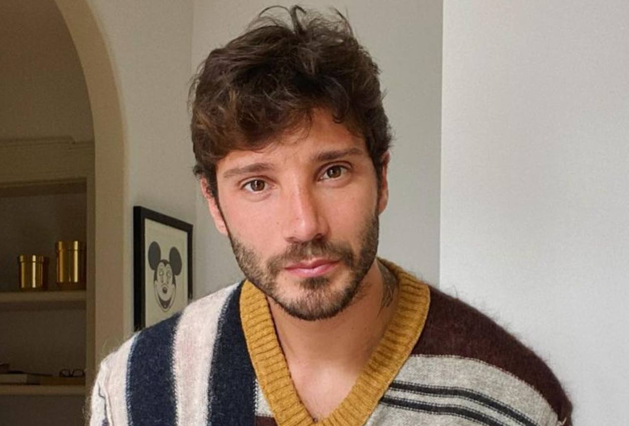 Stefano De Martino Reazione Nascita Figlia Belen Rodriguez Silenzio