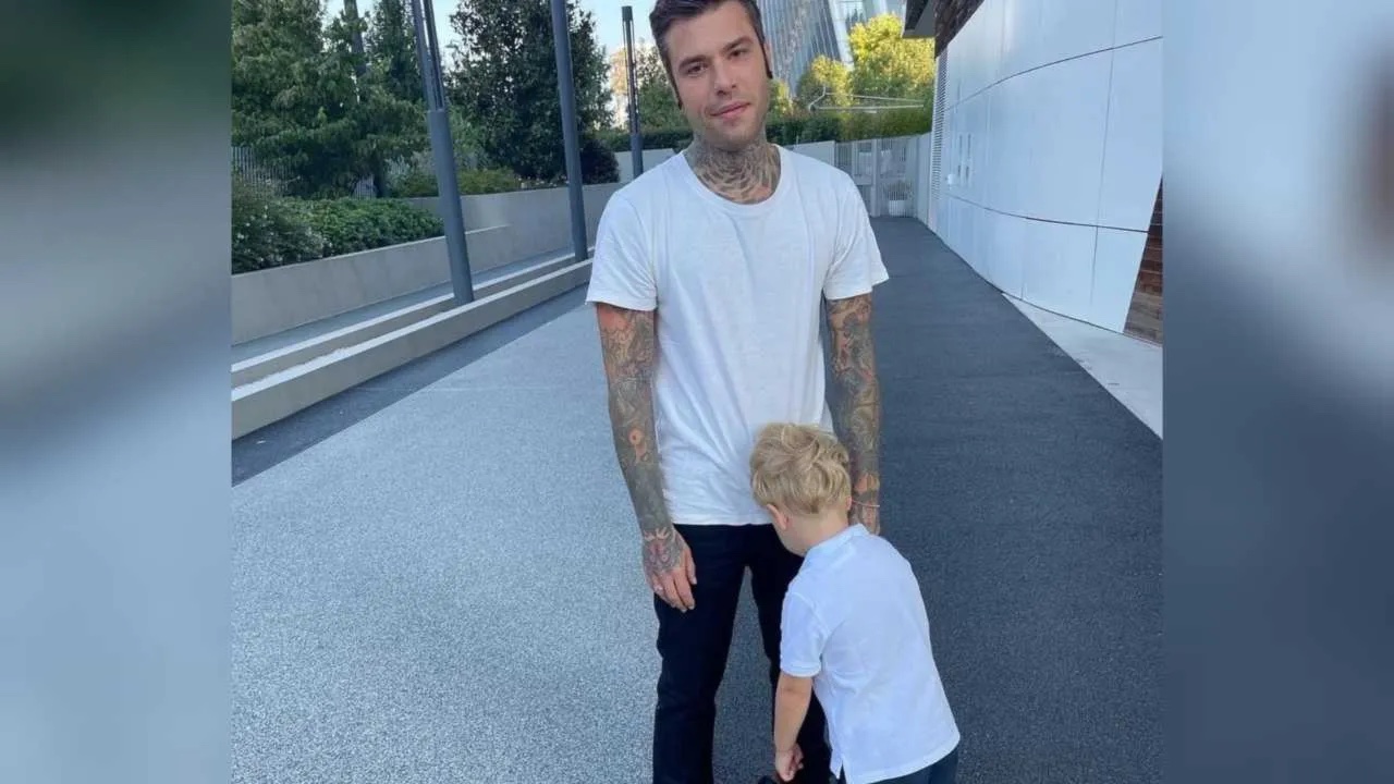 Fedez leone tv messa