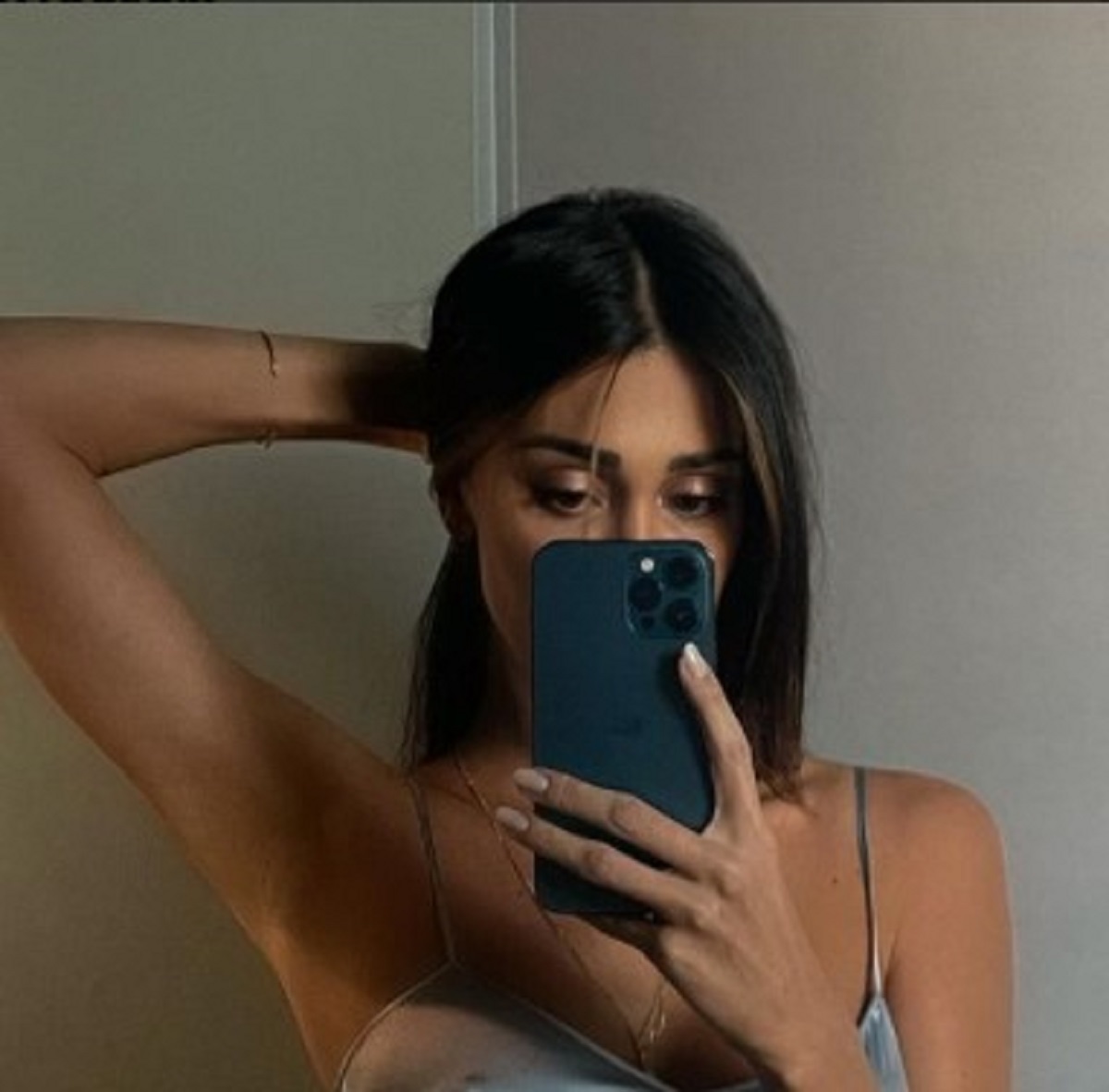 Belen Rodriguez ritocchino labbra storte foto