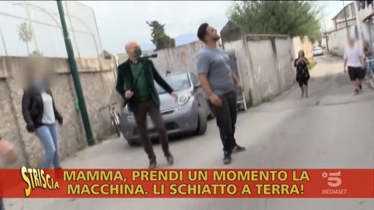 Striscia la Notizia luca abete picchiato