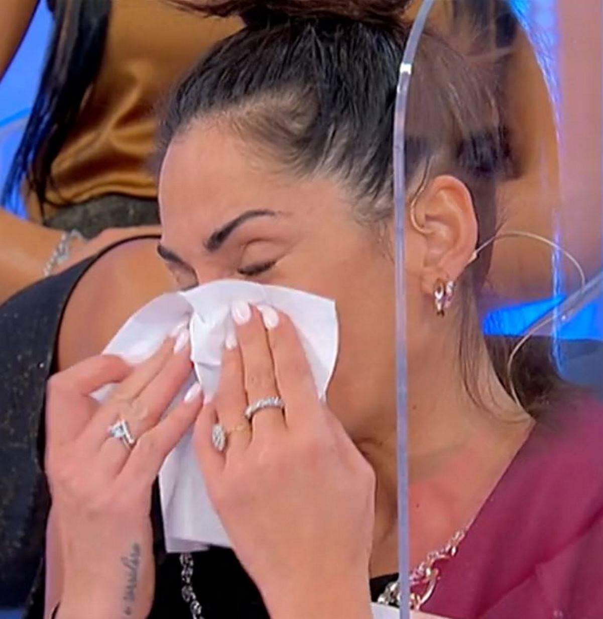 uomini e donne lacrime ida platano