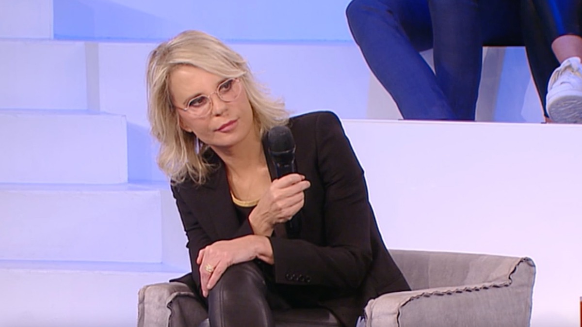 maria de filippi look amici prezzi