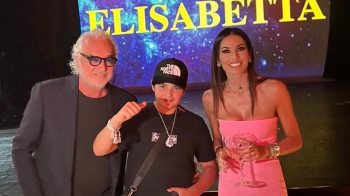 elisabetta gregoraci compleanno dubai abito rosa scarpe prezzo