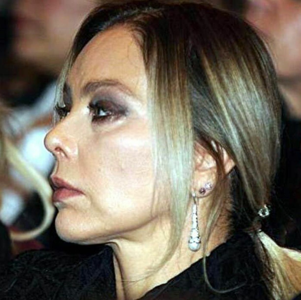 ornella muti guai sanremo collana