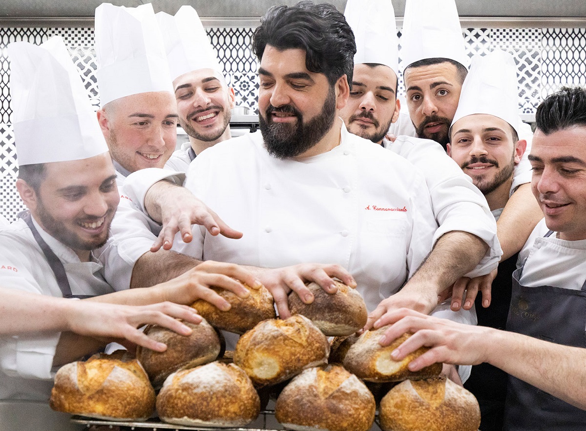 Antonino Cannavacciuolo smentita bugie addio Masterchef