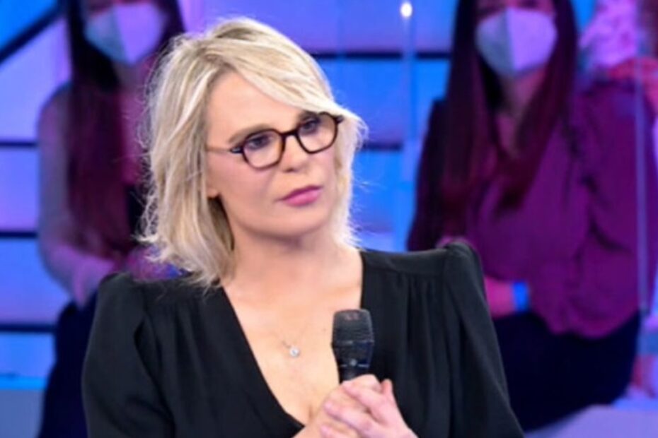 maria de filippi ascolti vince calo