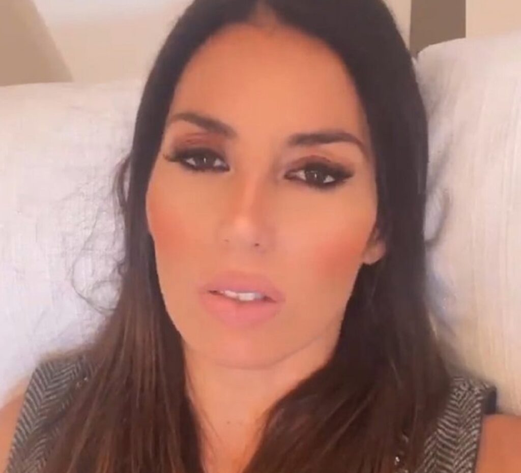 Elisabetta Gregoraci appello male guerra 