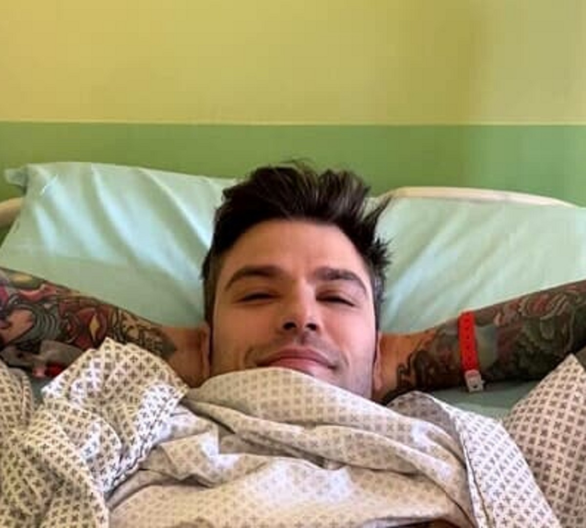 Fedez messaggio Gianluca Vialli tumore  ospedale