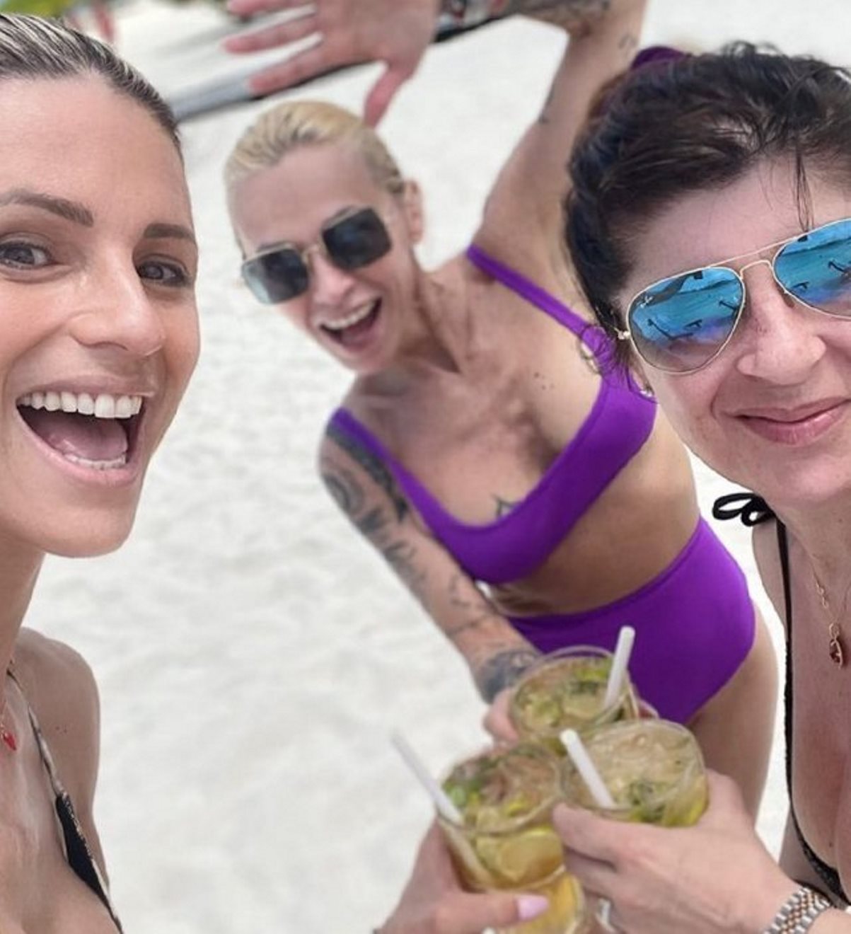 michelle hunziker vacanza maldive amiche