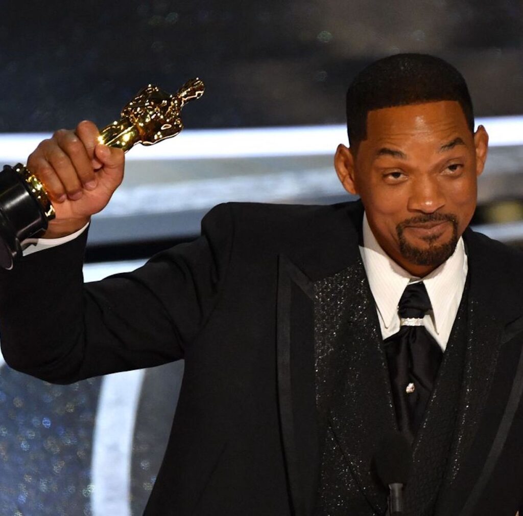 Will Smith pugno chris rock oscar