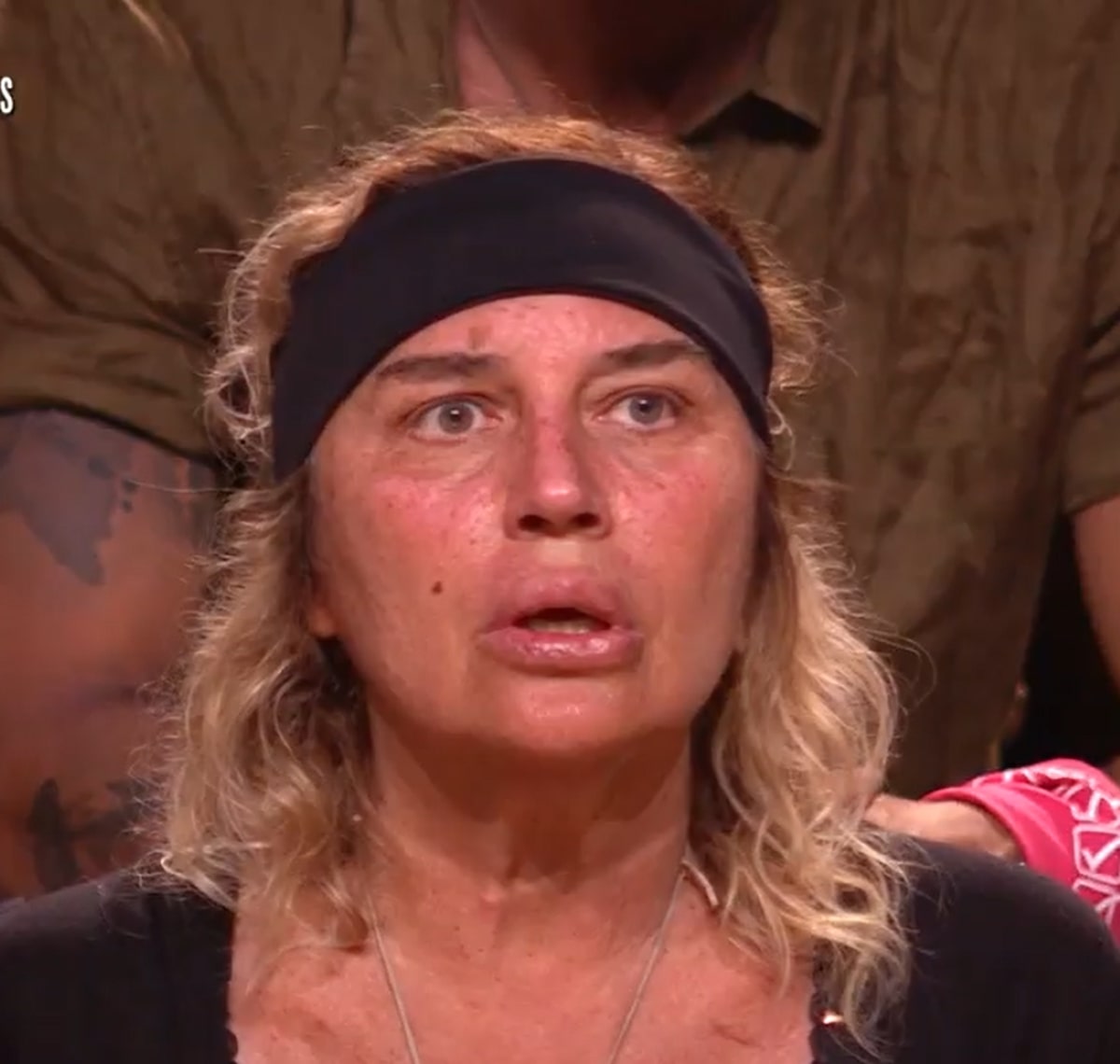 Isola dei Famosi Accusa Regia Aiuto Lory Del Santo Marco Cucolo