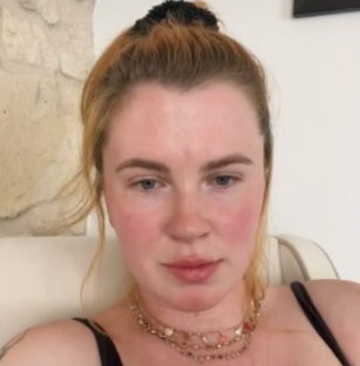 Ireland Baldwin è stata stuprata