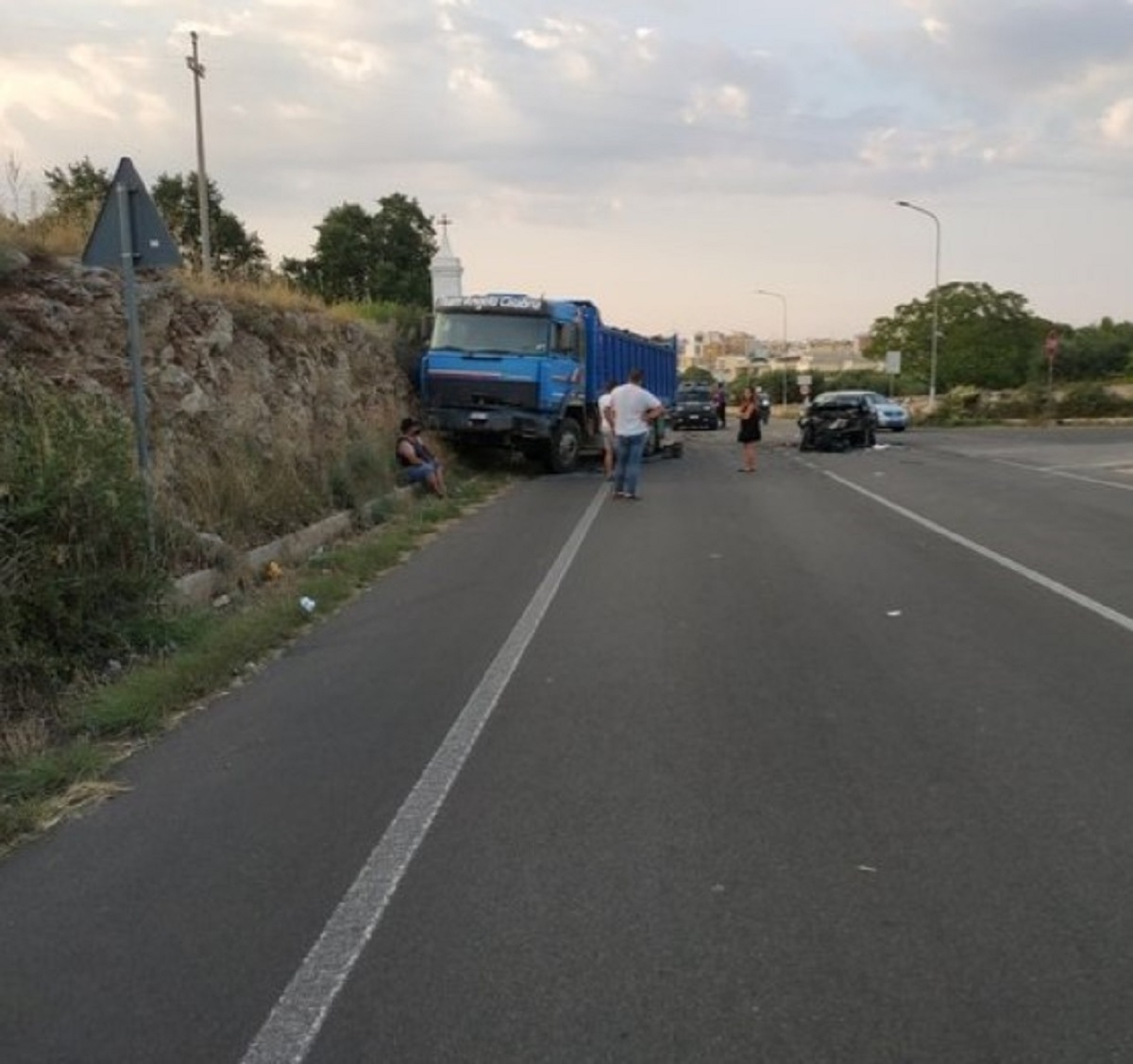 Taranto, terribile incidente: morte mamma e figlia 11enne