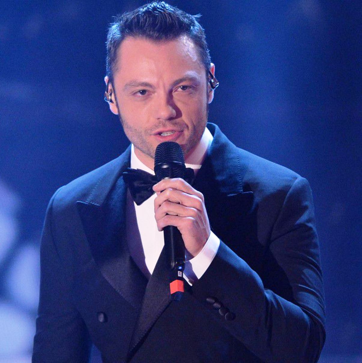 tiziano ferro ladri casa genitori