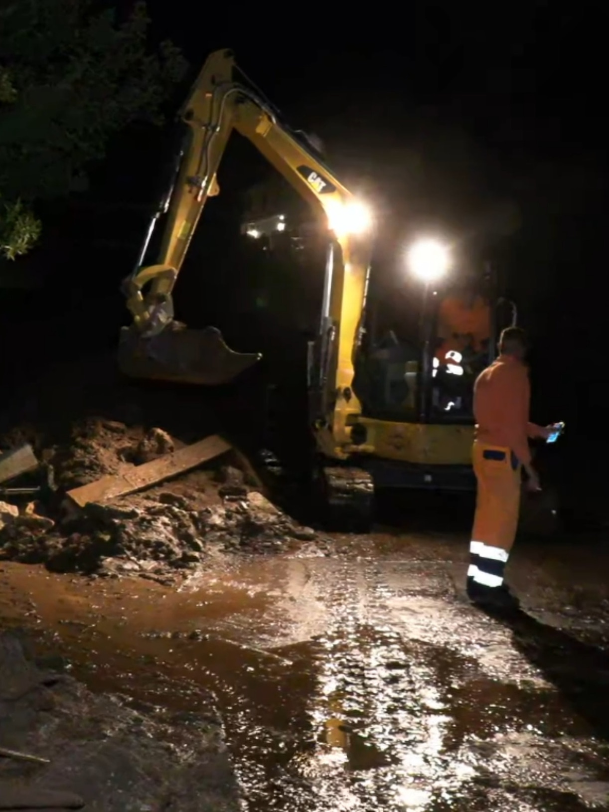 bomba d’acqua fa esondare il Rio Fresco formia