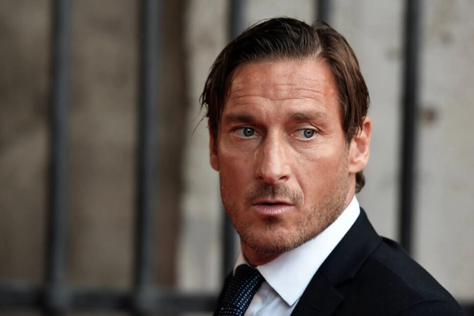 francesco totti investigatore privato ilary blasi avvocati