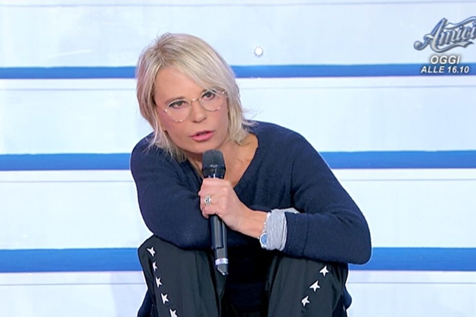 Maria De Filippi Uomini e Donne Volto Fuori