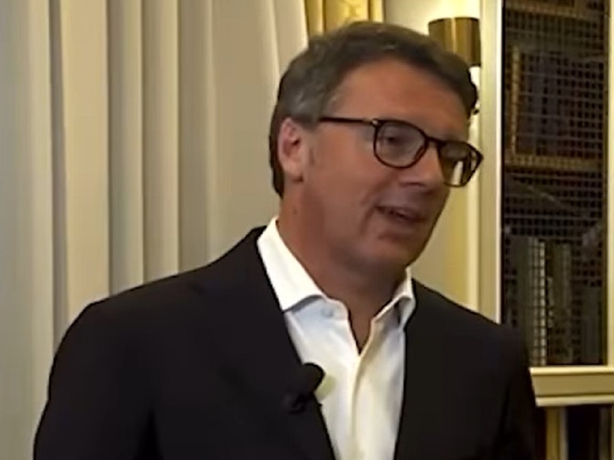 Matteo Renzi segue i consigli di Fiorello