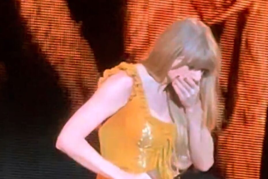 taylor swift ingoia insetto concerto