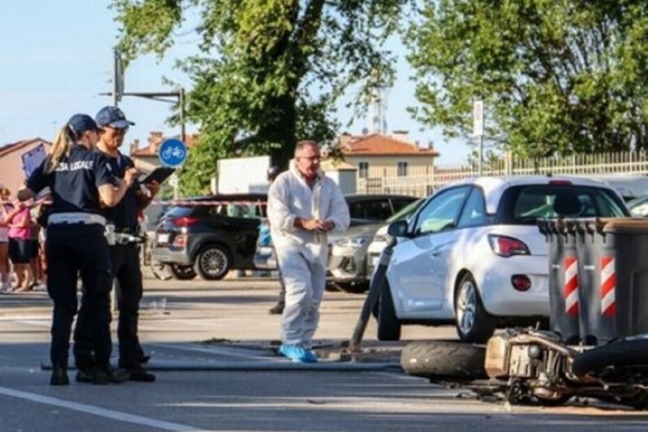 Chioggia, incidente stradale: muore il 20enne Simone Matterazzo