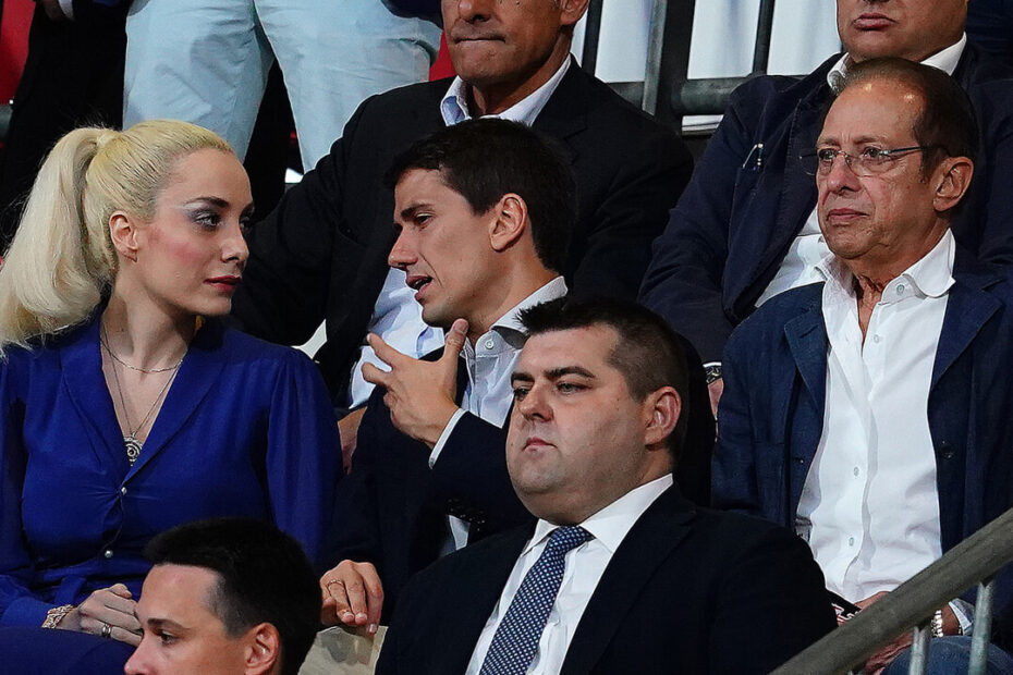 Marta Fascina e Luigi Berlusconi, cosa è successo allo stadio