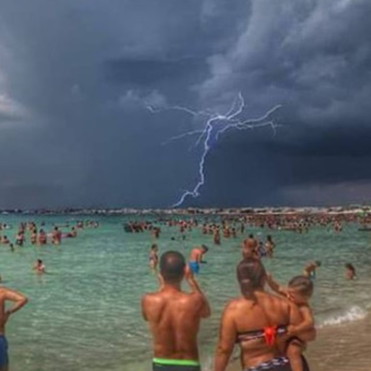 meteo 15 agosto italia bombe ghiaccio dove