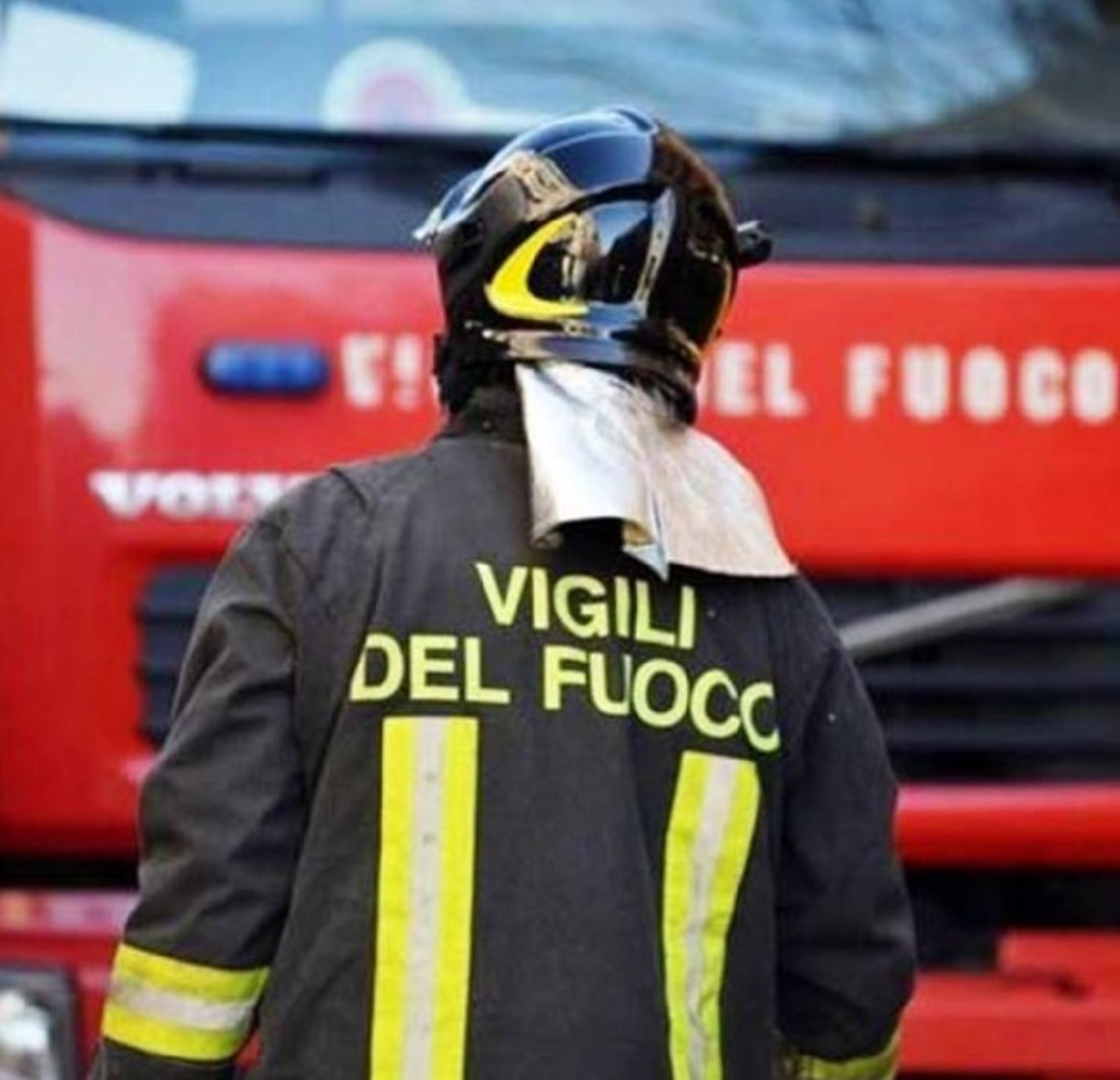 Bortigali incidente tra due auto tre feriti