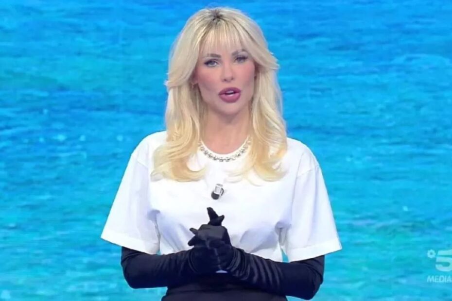 Ilary Blasi Sostituita Isola dei Famosi