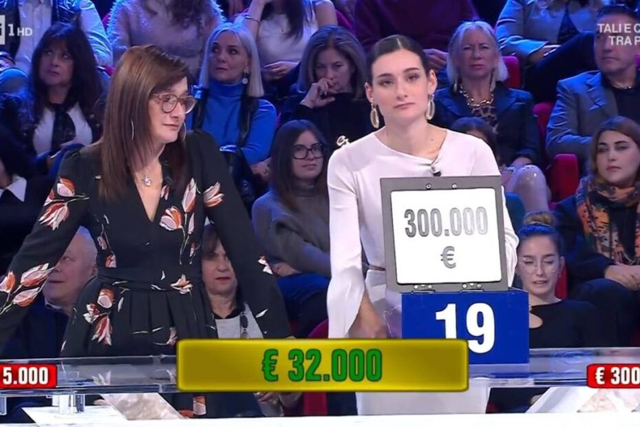 “Ma cos’hai sulla faccia?”. Affari Tuoi, il fuoriprogramma di Angelica