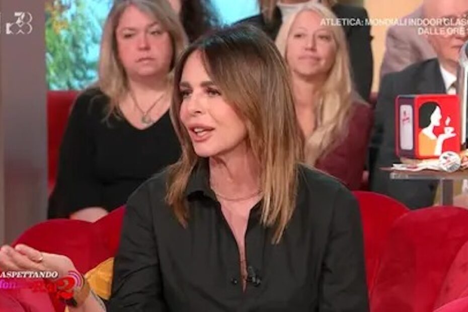 Paola Perego lascia Citofonare Rai 2 a causa di un malore