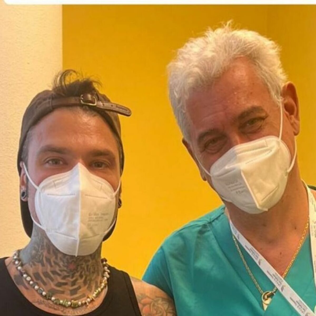 “Ha violato un patto che avevamo”. Parla il chirurgo di Fedez