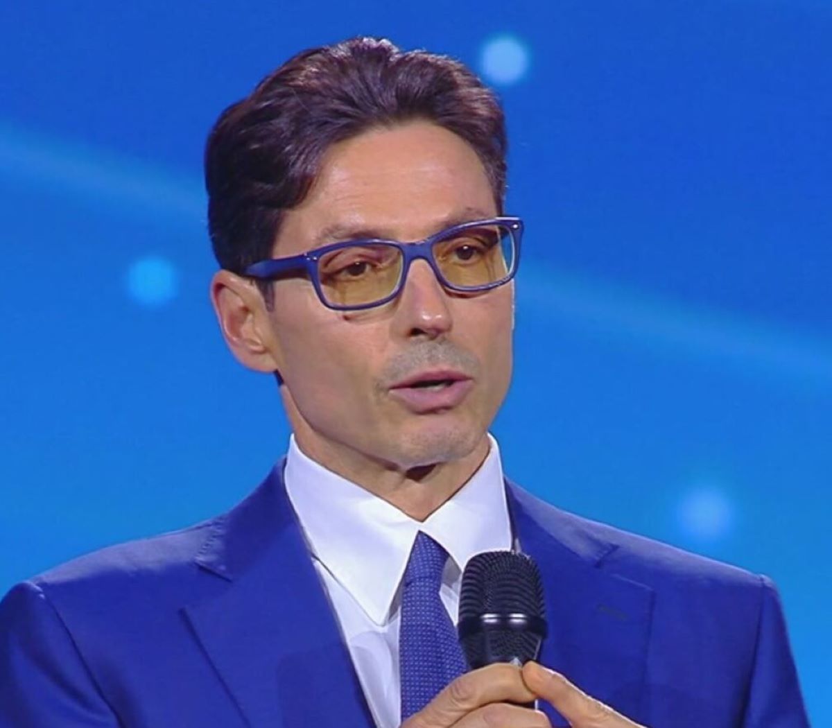 Mediaset Conduttore Fatto Fuori