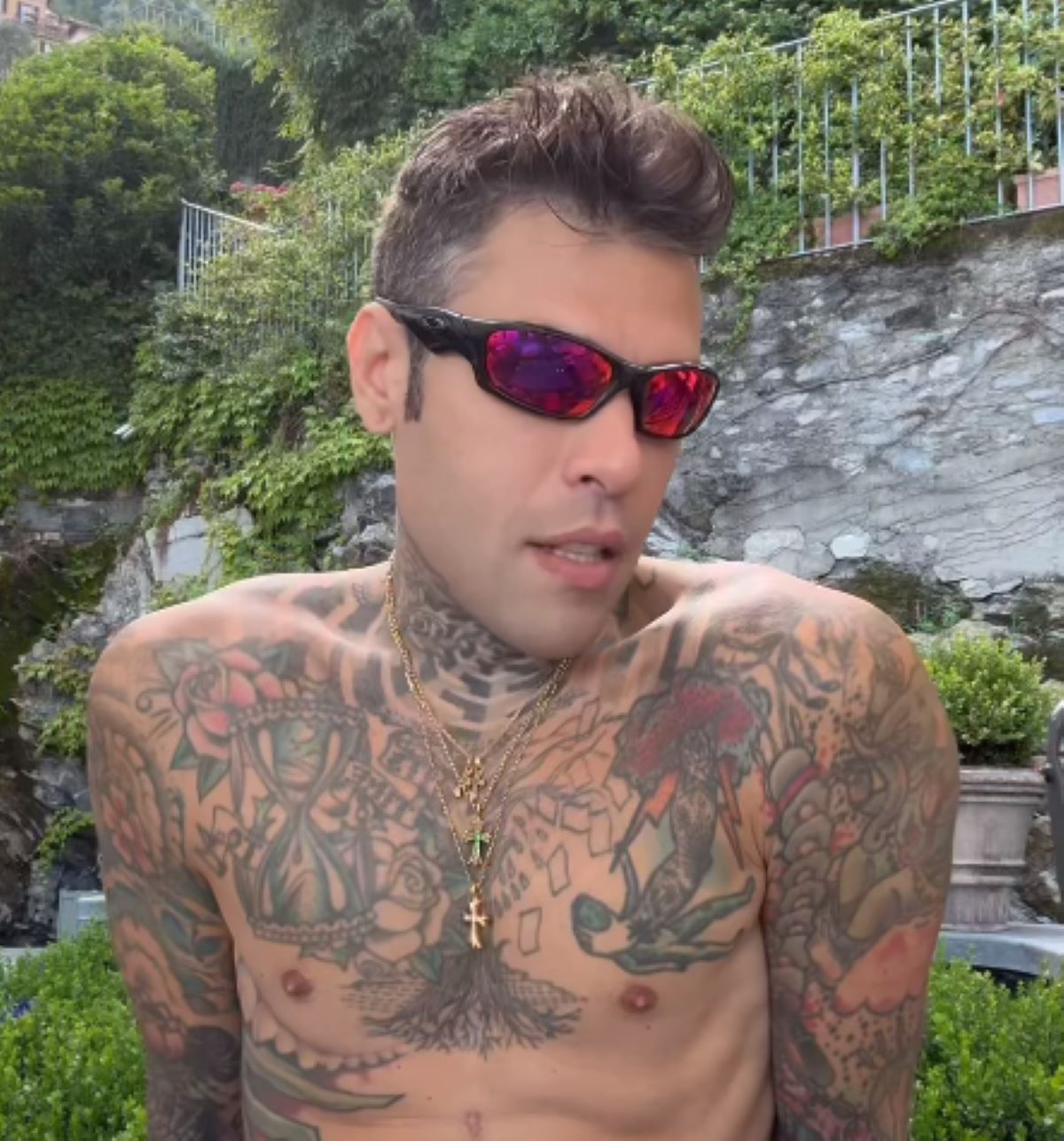 messa ko scoppia caso fedez ferragni