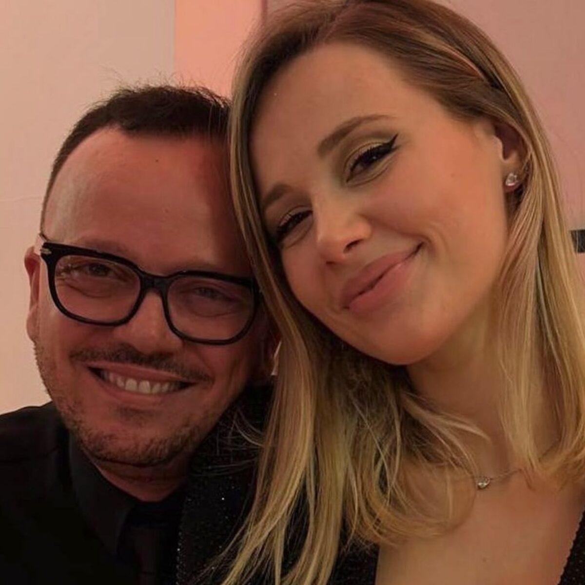 perché gigi d'alessio ha interrotto concerto 