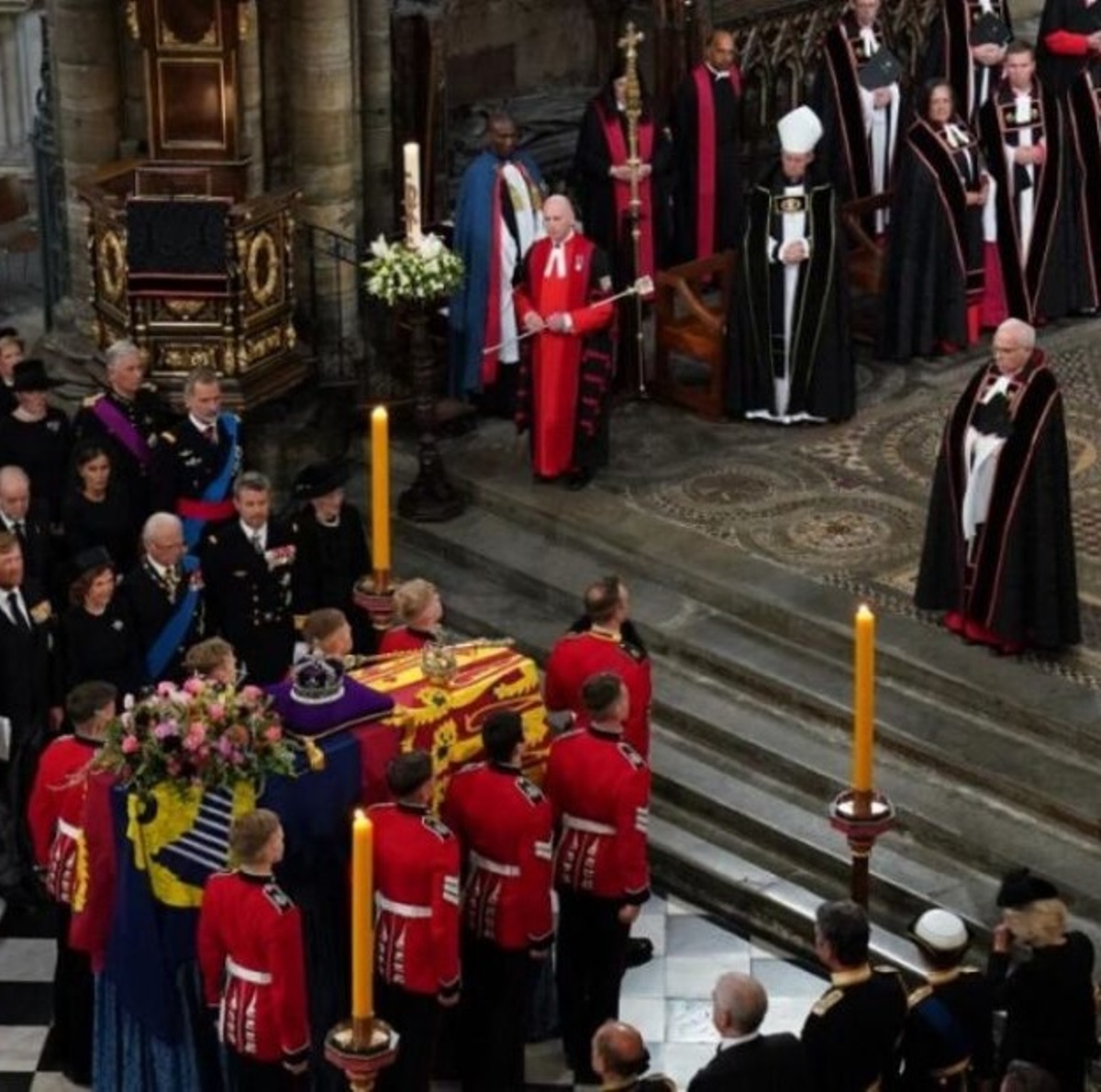 come è morta la regina elisabetta