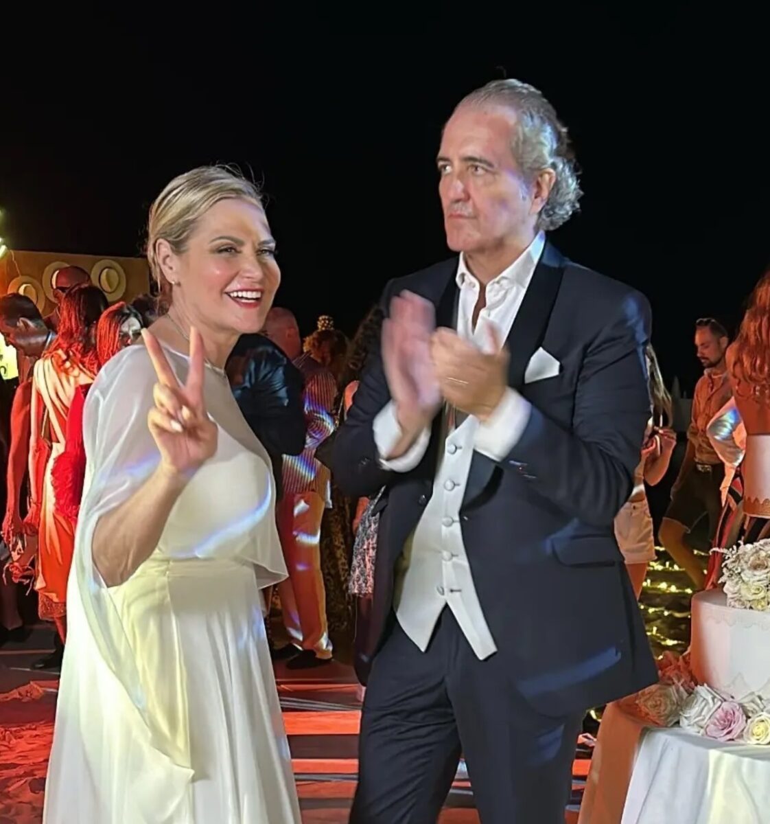 Matrimonio Simona Ventura e Giovanni Terzi, svelato il regalo fatto agli invitati