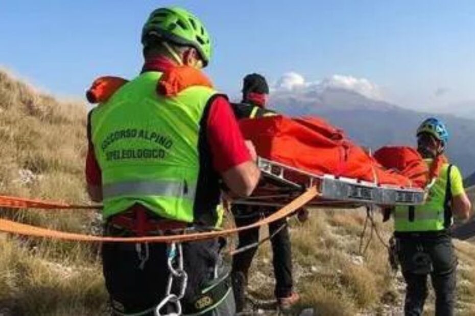 Val Rendena, uomo trovato morto: stava cercando funghi