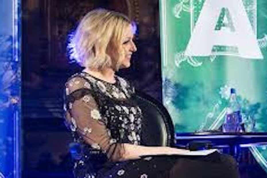 La conduttrice Lauren Laverne ha annunciato di avere un tumore