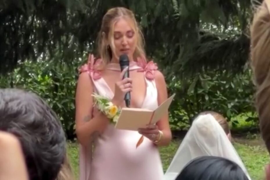 Chiara Ferragni in lacrime al matrimonio della sua amica